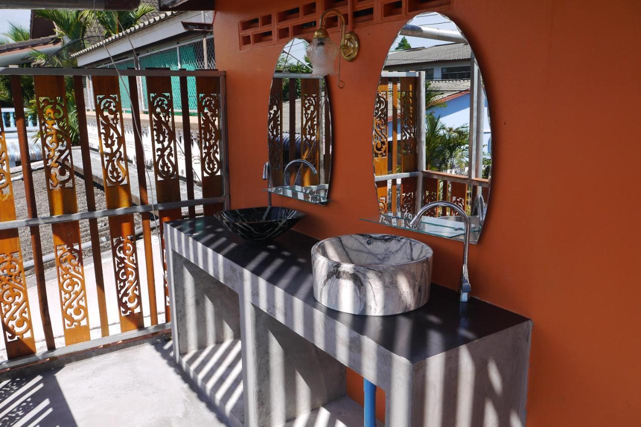 Auberge de jeunesse Punnpannsuk à Trat Extérieur photo